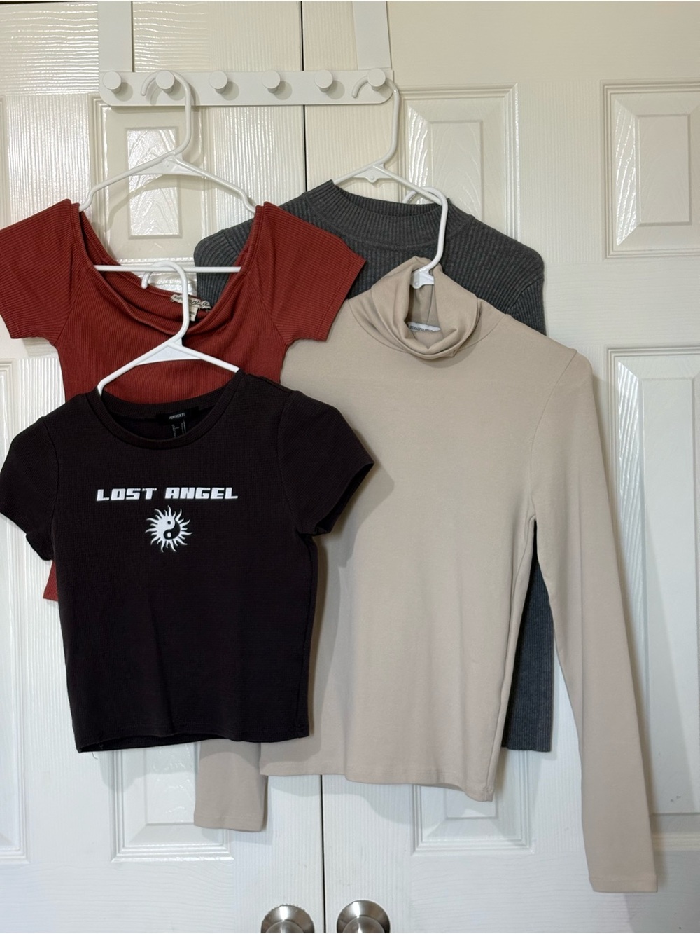 Bundle 4 tops size small (foreve21) (express) long slaves Stradivarius
